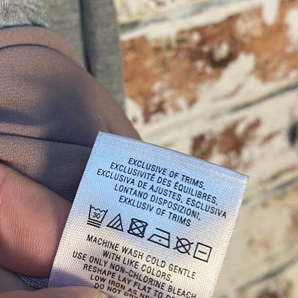 Anthropologie Meadow Rue Gray/Mauve Mixed Media Long Length Tunic Blouse - Picture 8 of 9